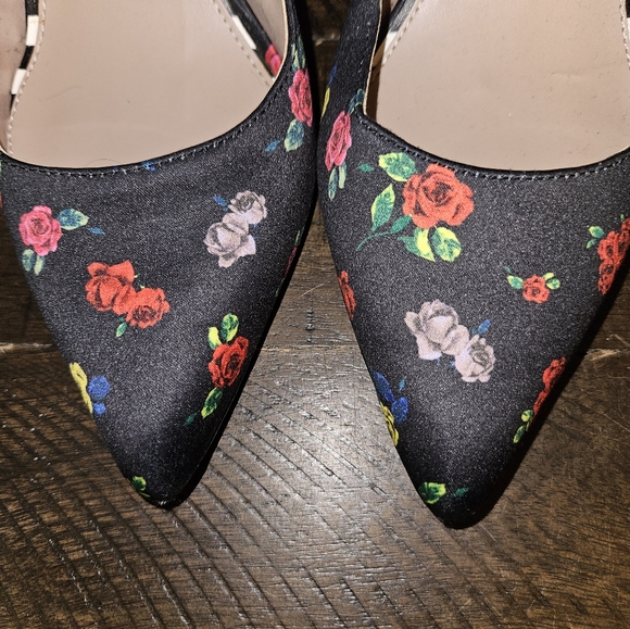 Betsy Johnson Ginjer heels - Picture 4 of 16